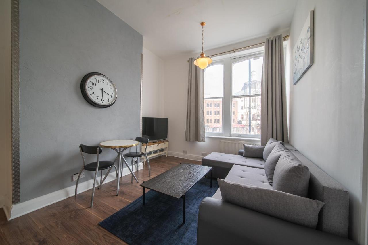 Spacious 2 Bedroom Apartment In Downtown لندن المظهر الخارجي الصورة